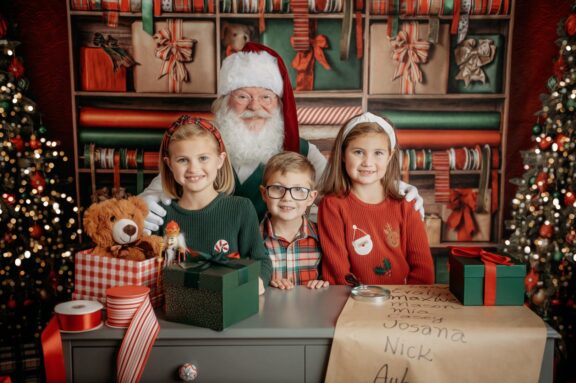 What to Wear for Your Santa Experience Session in Bel Air, Maryland