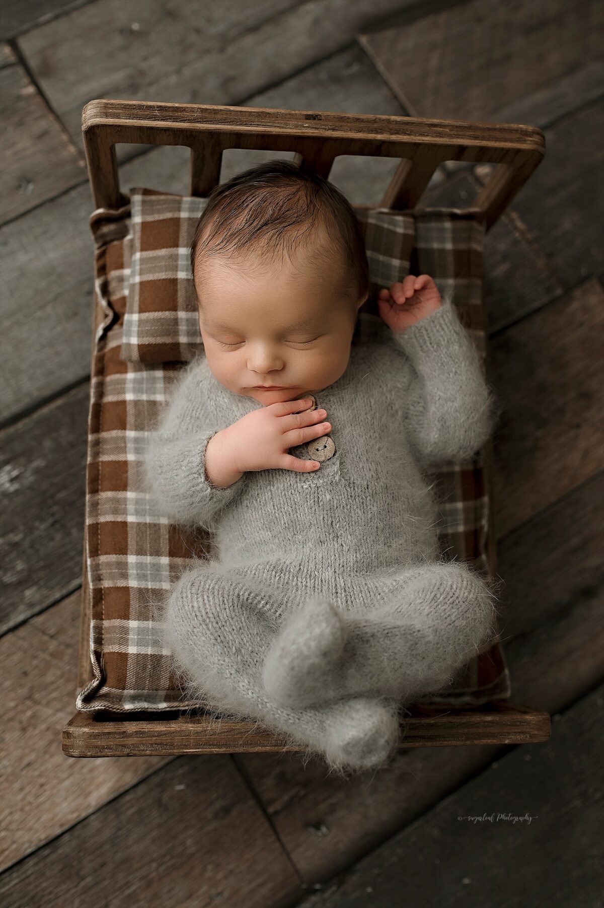 Newborn baby photographed by Baltimore newborn photographer in Bel Air studio