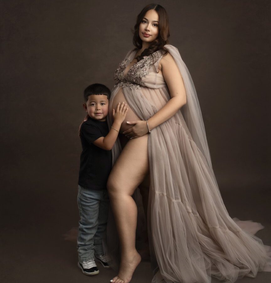 When to Book Your Maternity Photographer in Bel Air MD