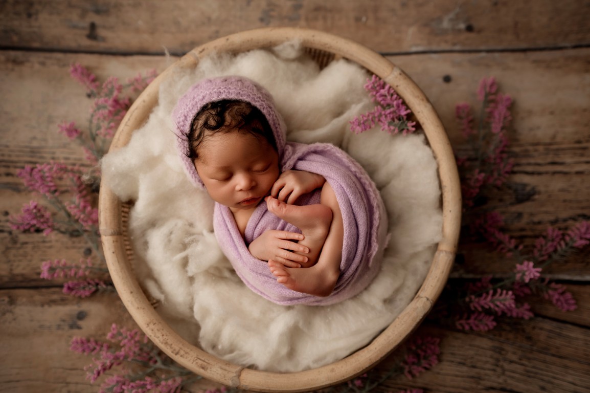 newborn photography studio Bel Air Maryland full-service wardrobe and props