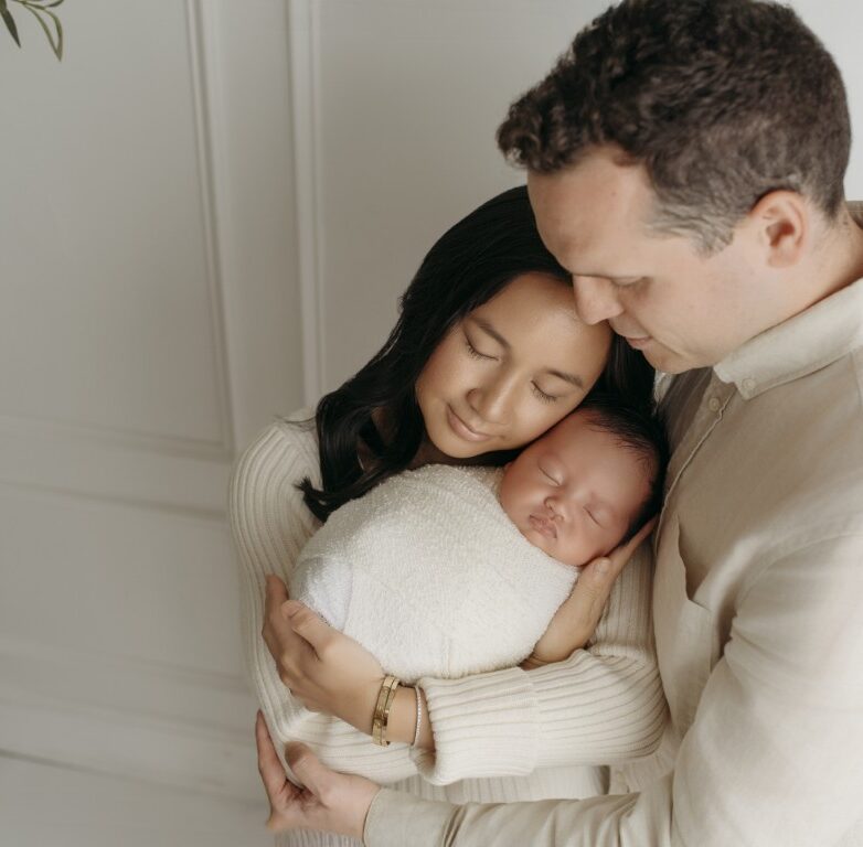 What to Expect From a Newborn Session With a Harford County Photographer